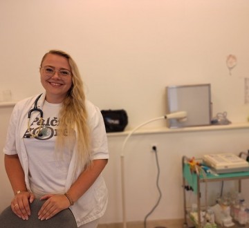 Mala turistička ambulanta - interview sa doktoricom Lucijom Janjalija